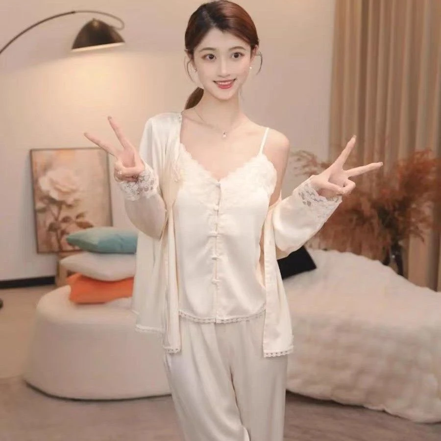 2025年爆款春秋江南缎面柔光软丝蕾丝边三件女士新款睡衣薄款