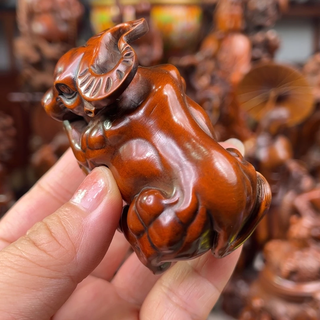 木黄杨木雕刻艺术 牛