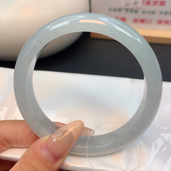 未镶嵌手镯翡翠03