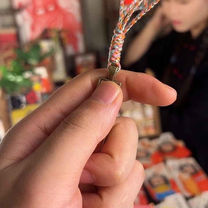 成***4纯手绘手工制作挂件