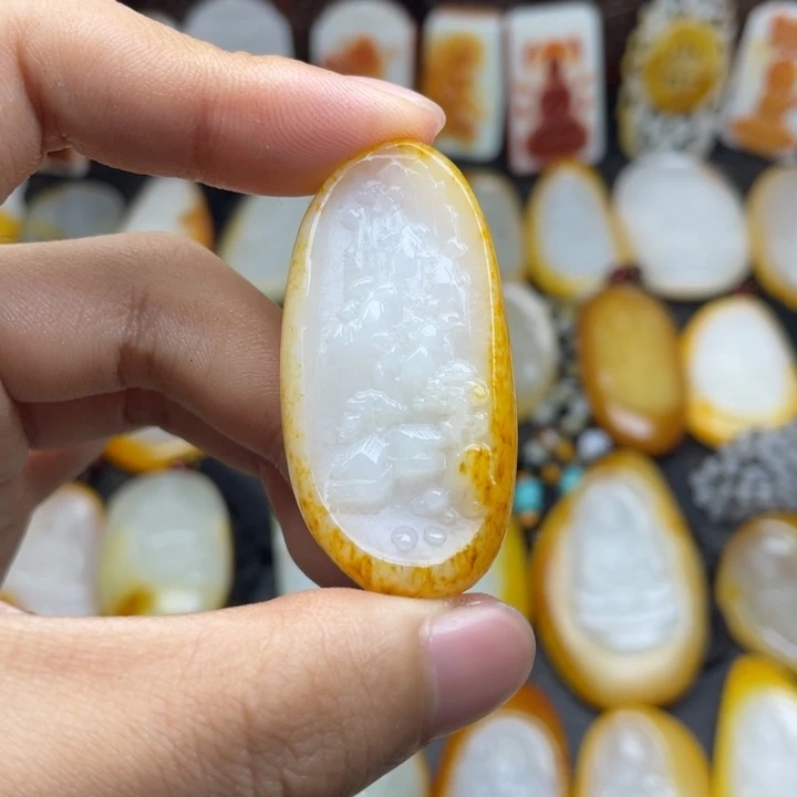 和田玉未镶嵌颈饰