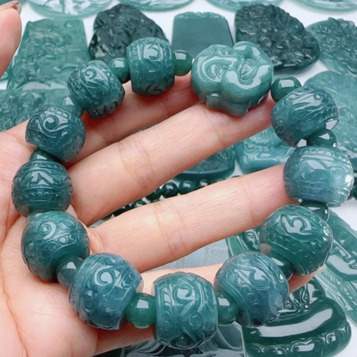 翡翠未镶嵌颈饰多样性发货天然A货翡翠