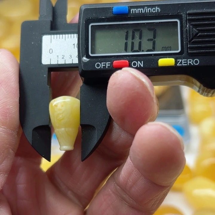 琥珀（矿物珀）裸石未镶嵌ㅤ****.