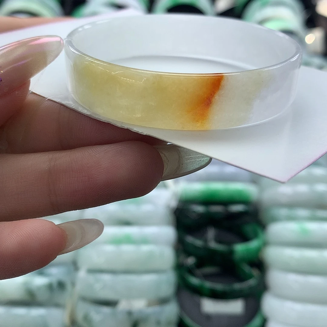 未镶嵌手镯翡翠公主