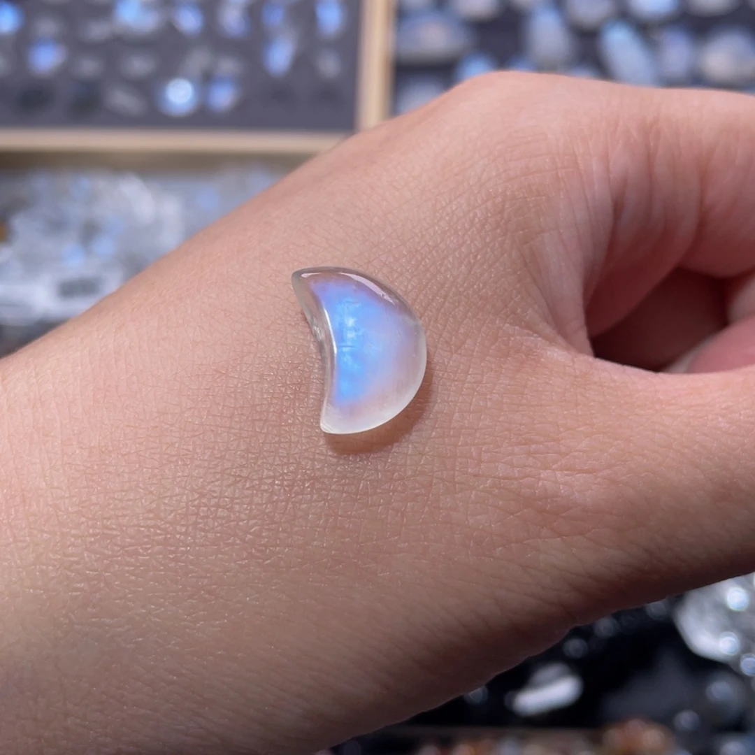 月光石吊坠(不含链)未镶嵌蓝月光月亮