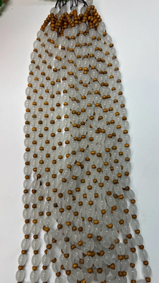 岫玉珠链白冰枣型新品