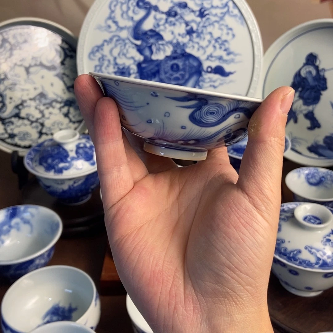 鱼****景德镇手工手绘陶瓷