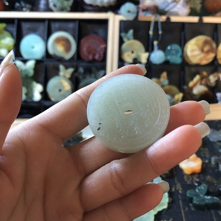 岫玉未镶嵌岫玉挂件