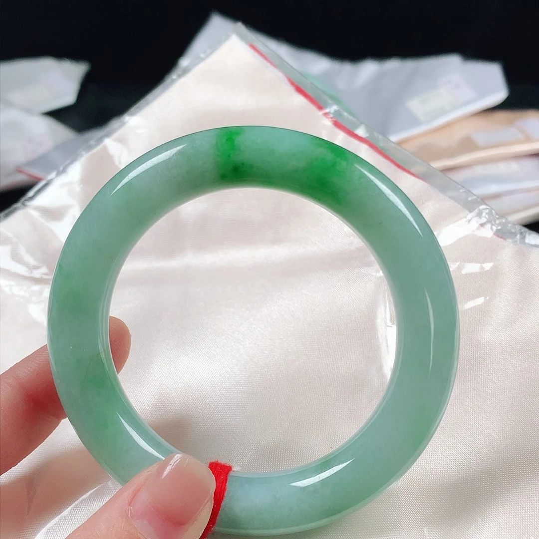 翡翠手镯未镶嵌54圈圆270006