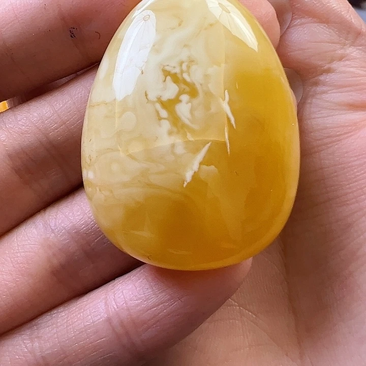 未镶嵌蜜蜡珠宝奇石