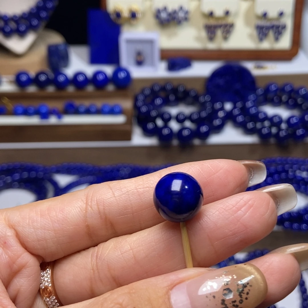 队***人青金石未镶嵌老矿 高品单珠12.4单珠