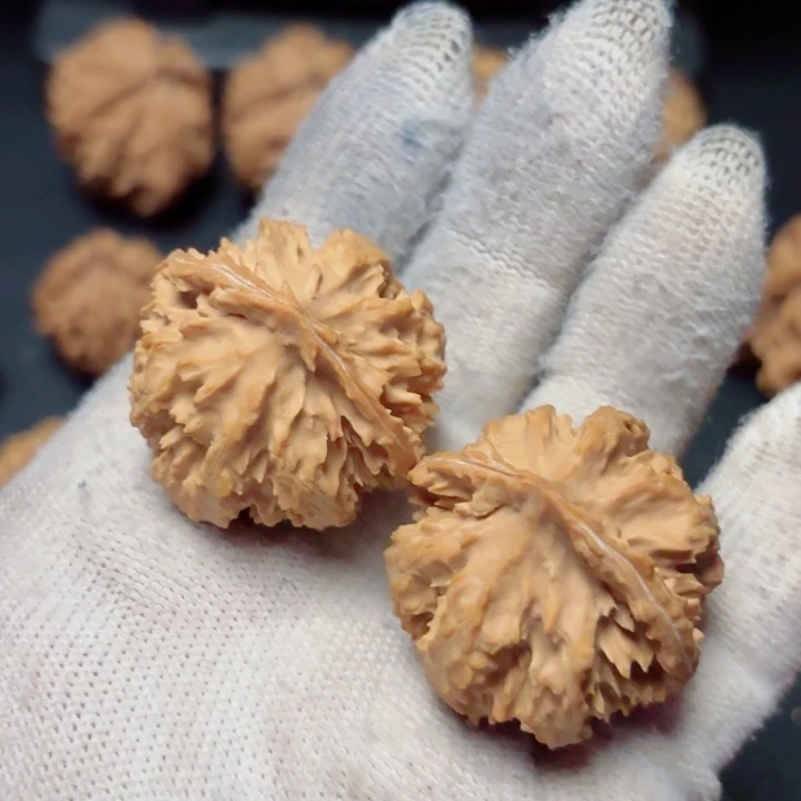 文玩核桃把件?****?秦岭灯笼19