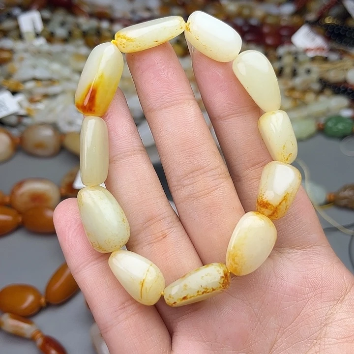 和田玉（糖玉）未镶嵌手链