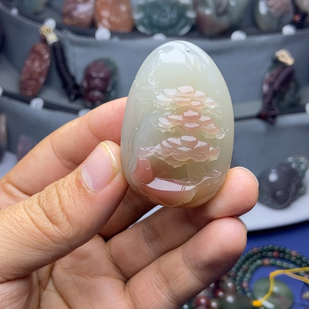 深****玛瑙/玉髓未镶嵌颈饰