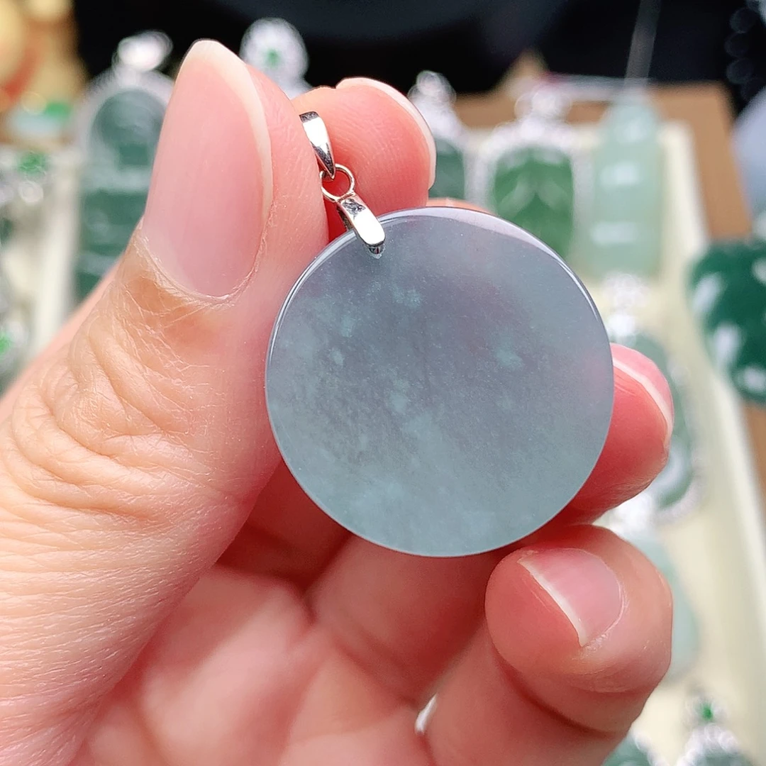 翡翠未镶嵌颈饰吊坠