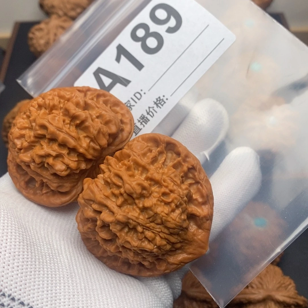 文玩核桃把件L****o官帽