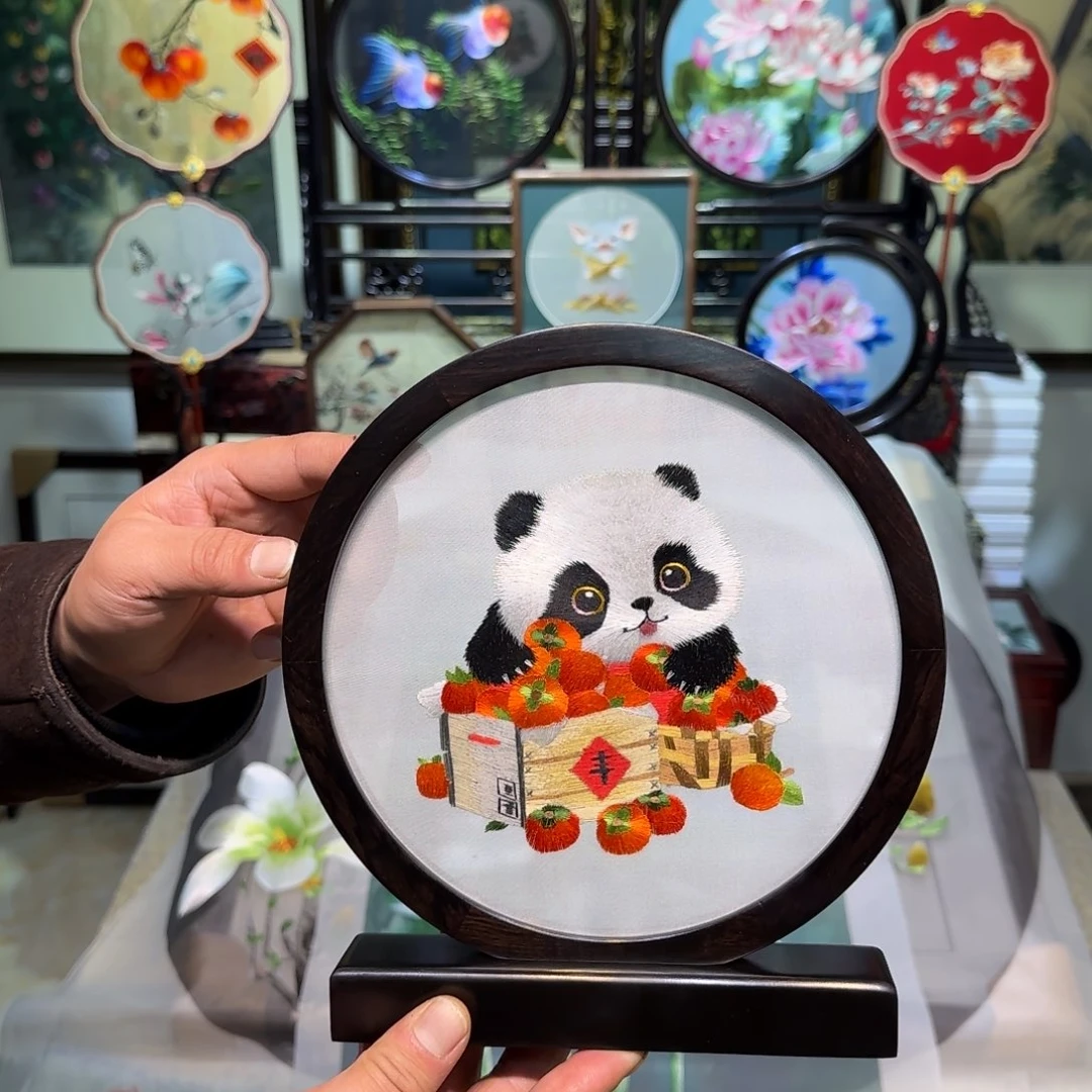 刺绣刺绣工艺精湛