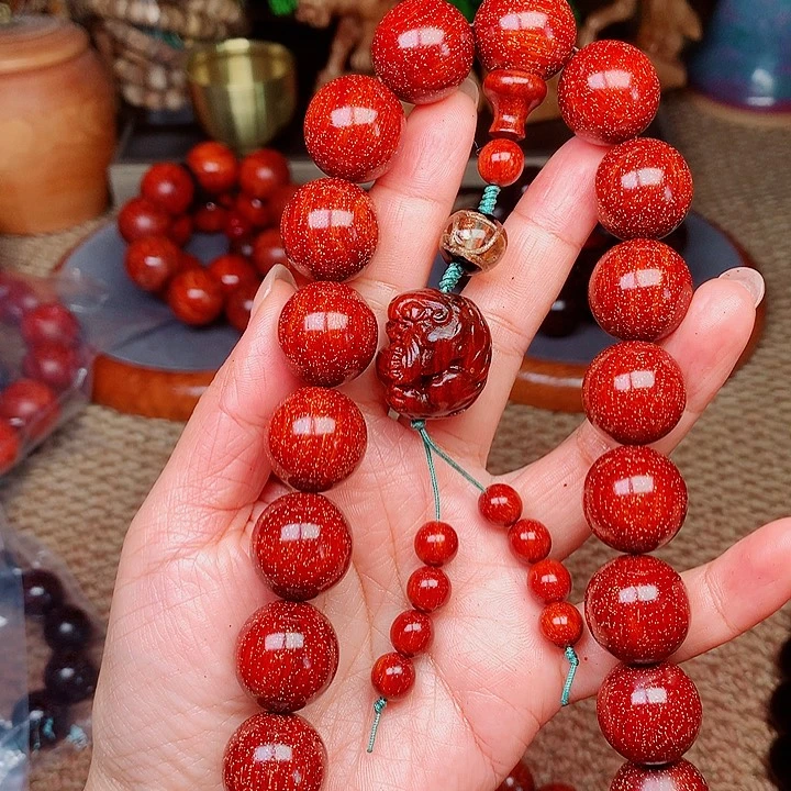 檀香紫檀（小叶紫檀）桃2.0手持红