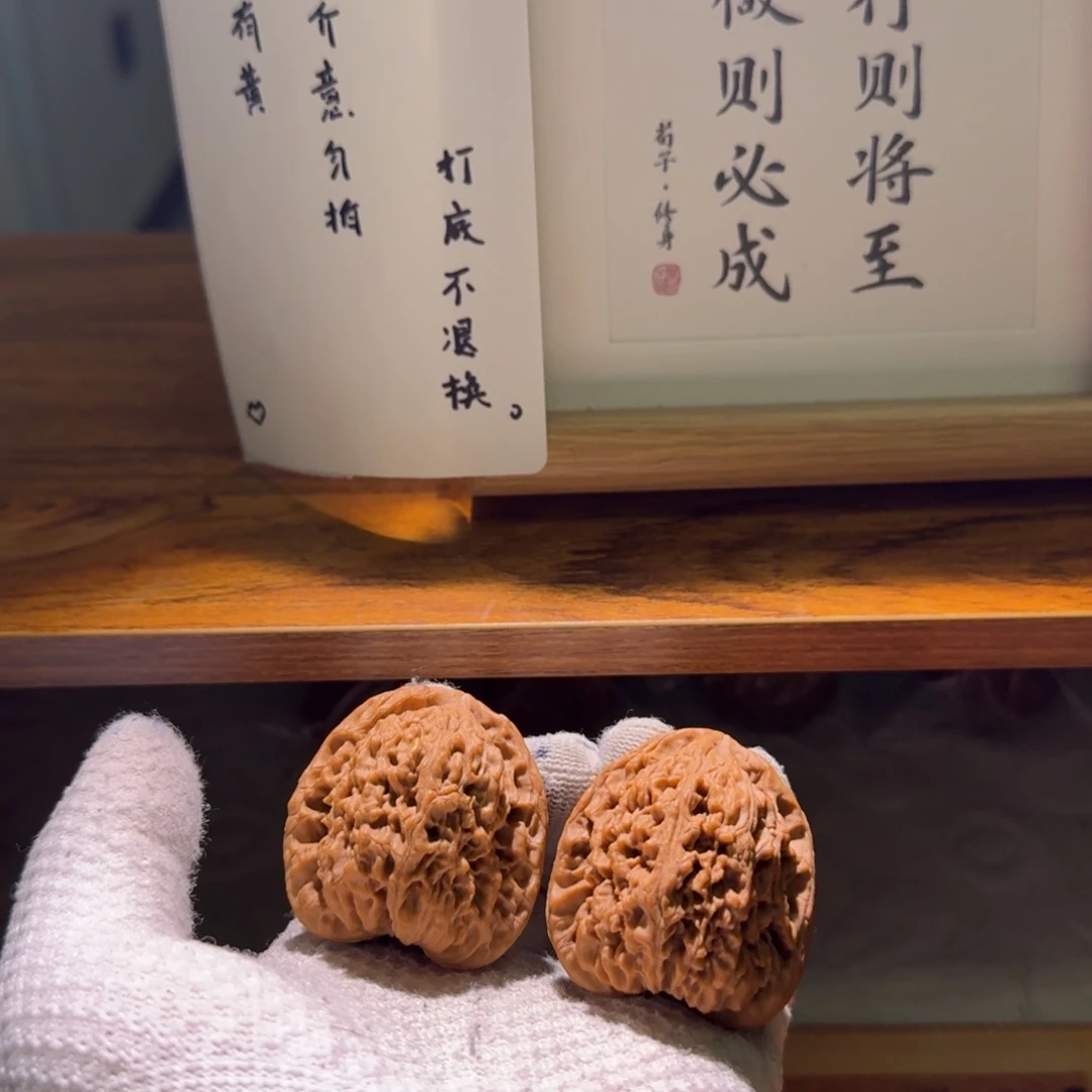 吊坠文玩核桃40+高炮南疆石