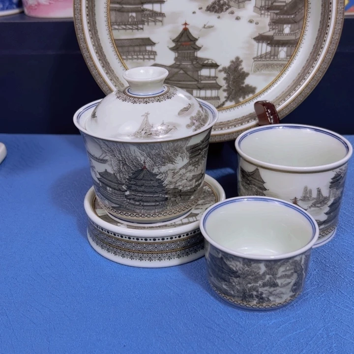 摆件瓷器福力福利