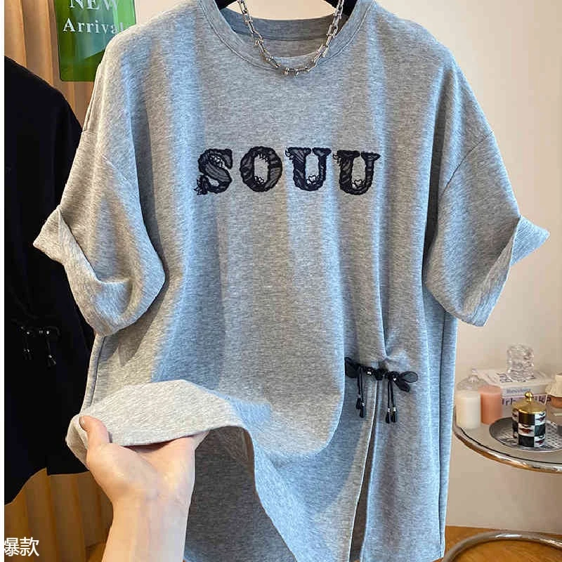 胖妹妹200斤大尺码新中式盘扣开叉蕾丝字母短袖女装夏季宽松恤上