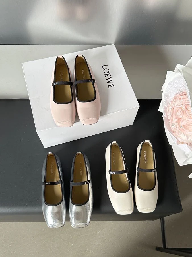 简约气质玛丽珍单鞋浅口方头平底女鞋