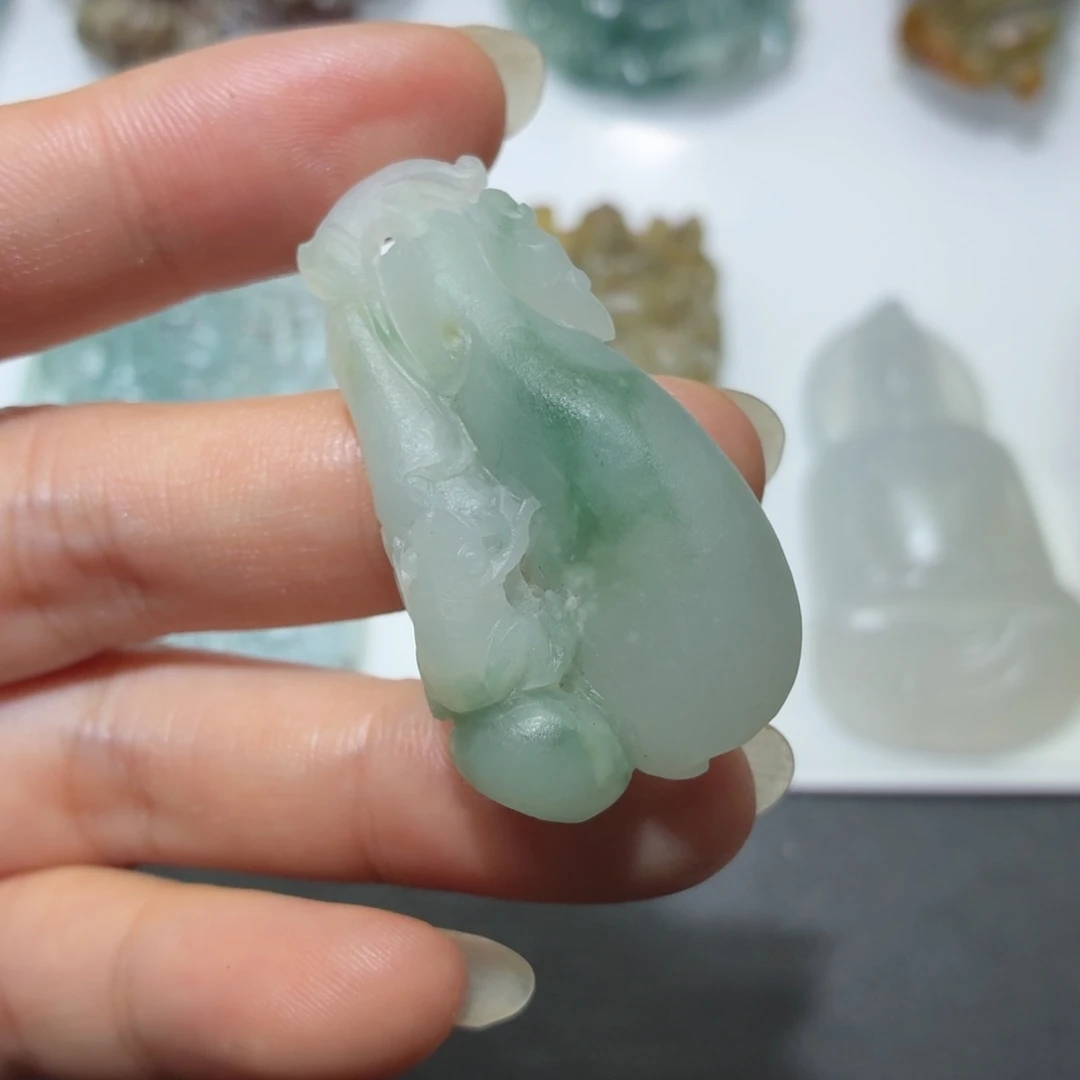 定制翡翠未镶嵌毛货