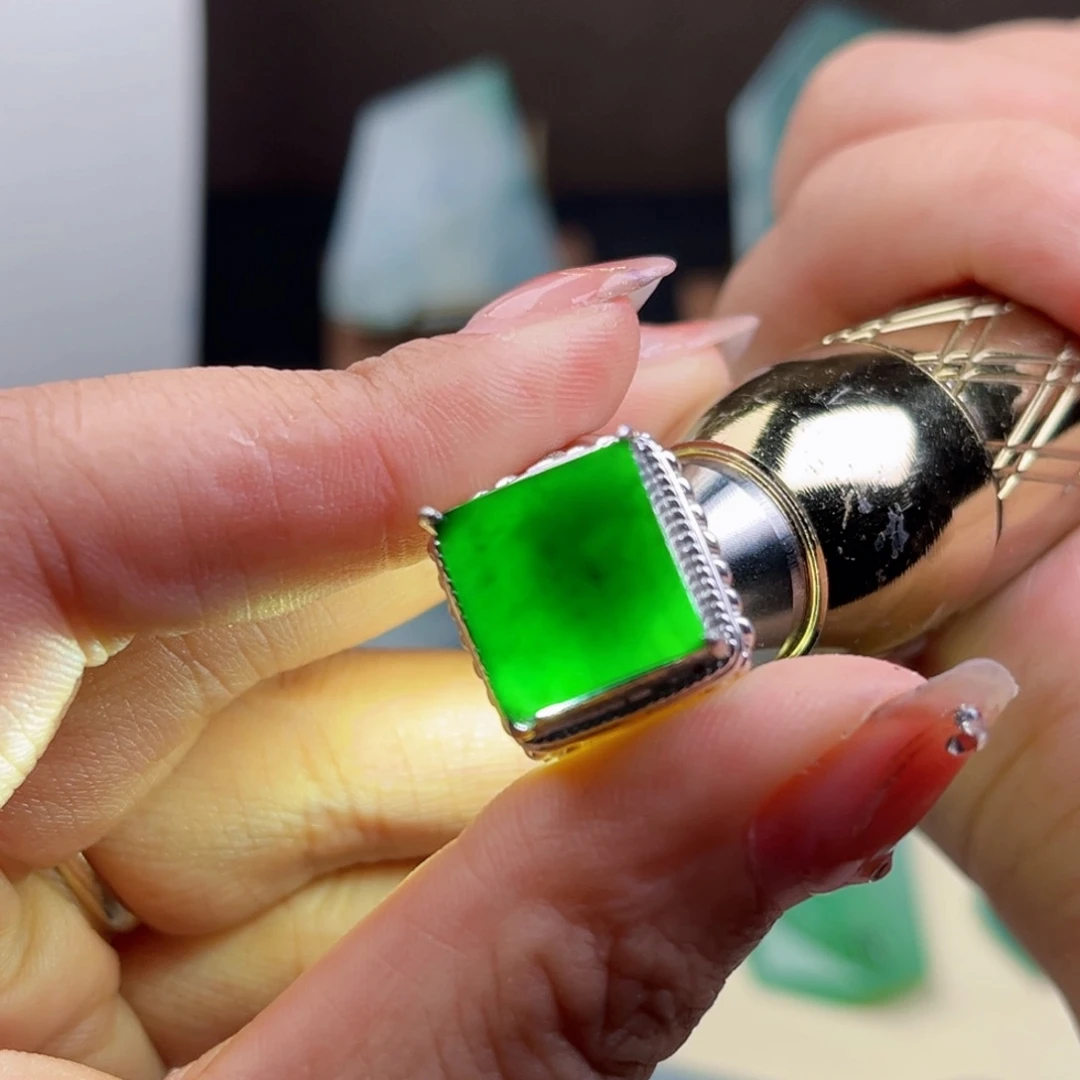 定制翡翠未镶嵌翡翠首饰