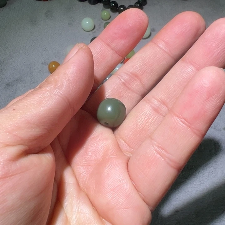 ****焱和田玉未镶嵌挂件