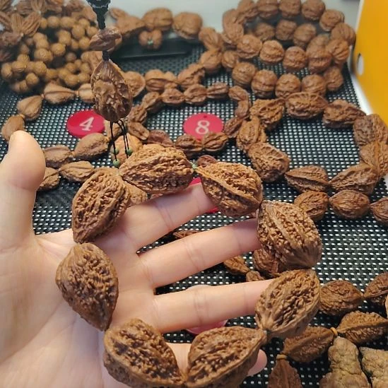 笑***D文玩核桃吊坠红蚂蚁