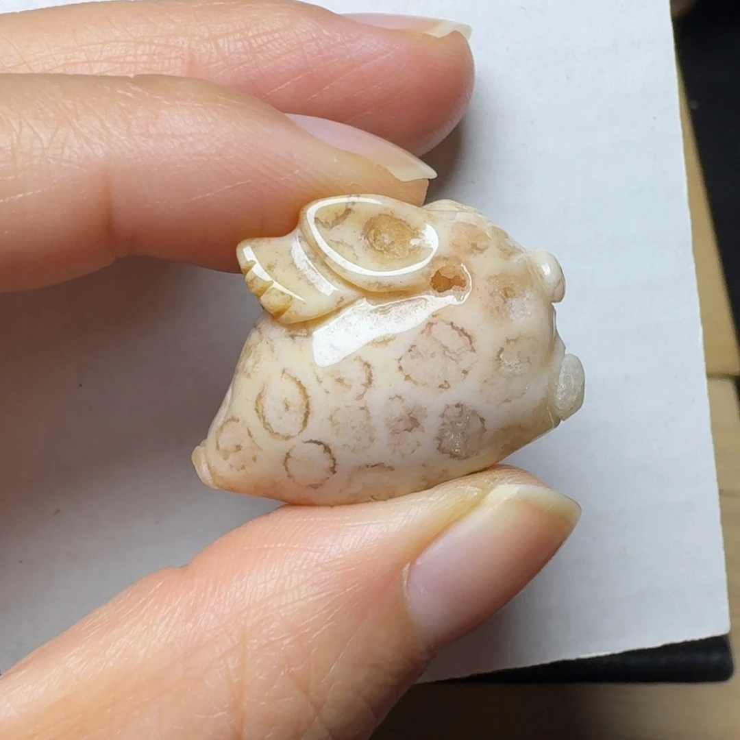 硅化玉黄粉奶酪，小飞猪未镶嵌