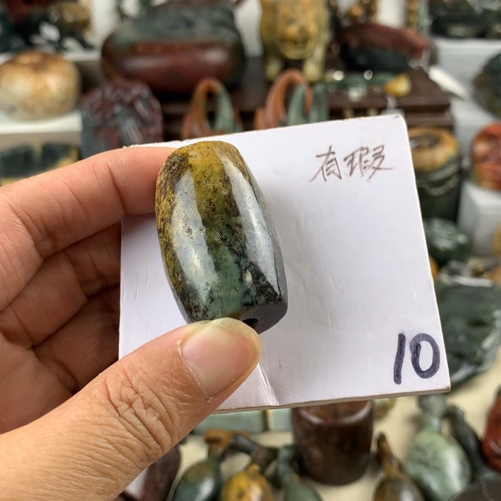 凯***旋未镶嵌岫岩河磨玉（透闪石质玉）珠宝奇石