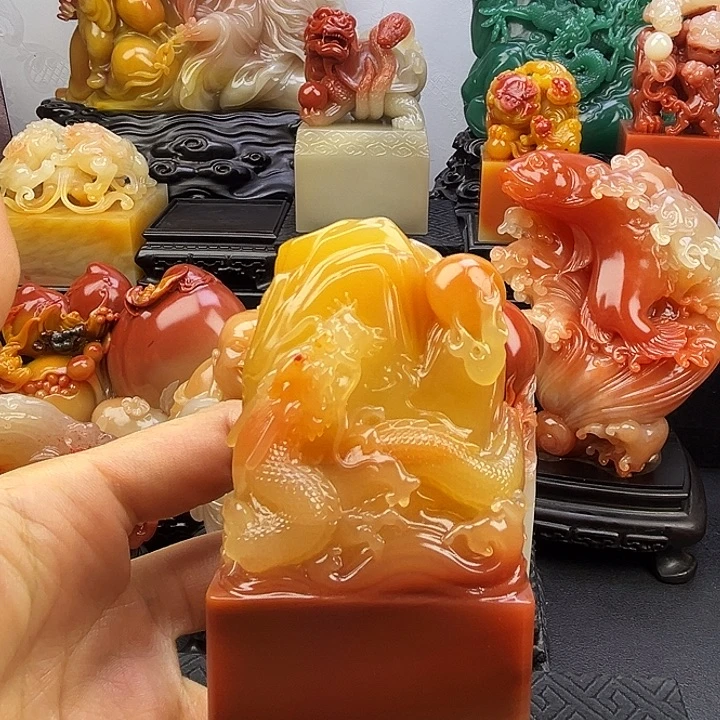 用***2寿山石龙行天下寿山石