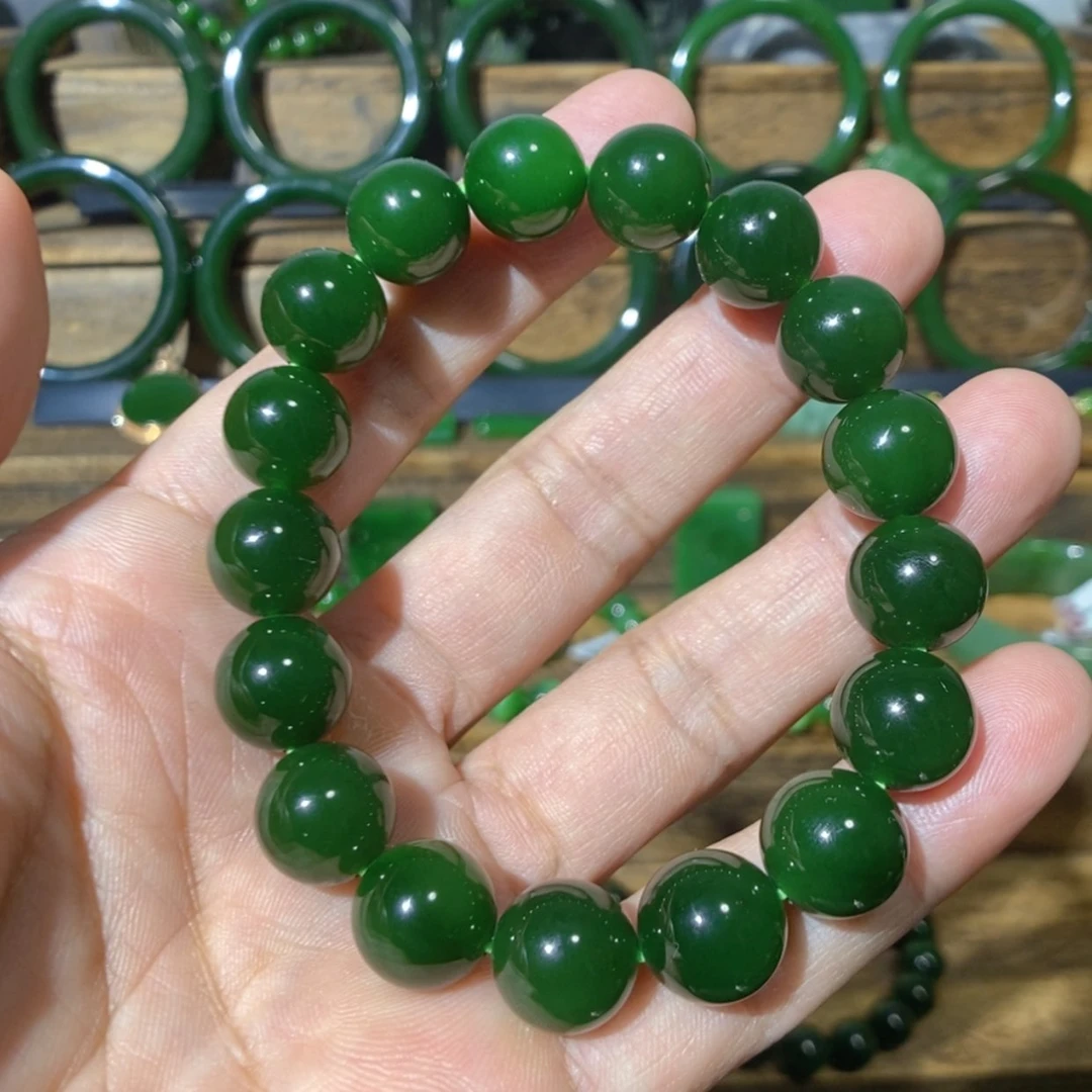 【闪购商品】吊坠(不含链)未镶嵌和田玉俄七点红皮菠菜绿手串12