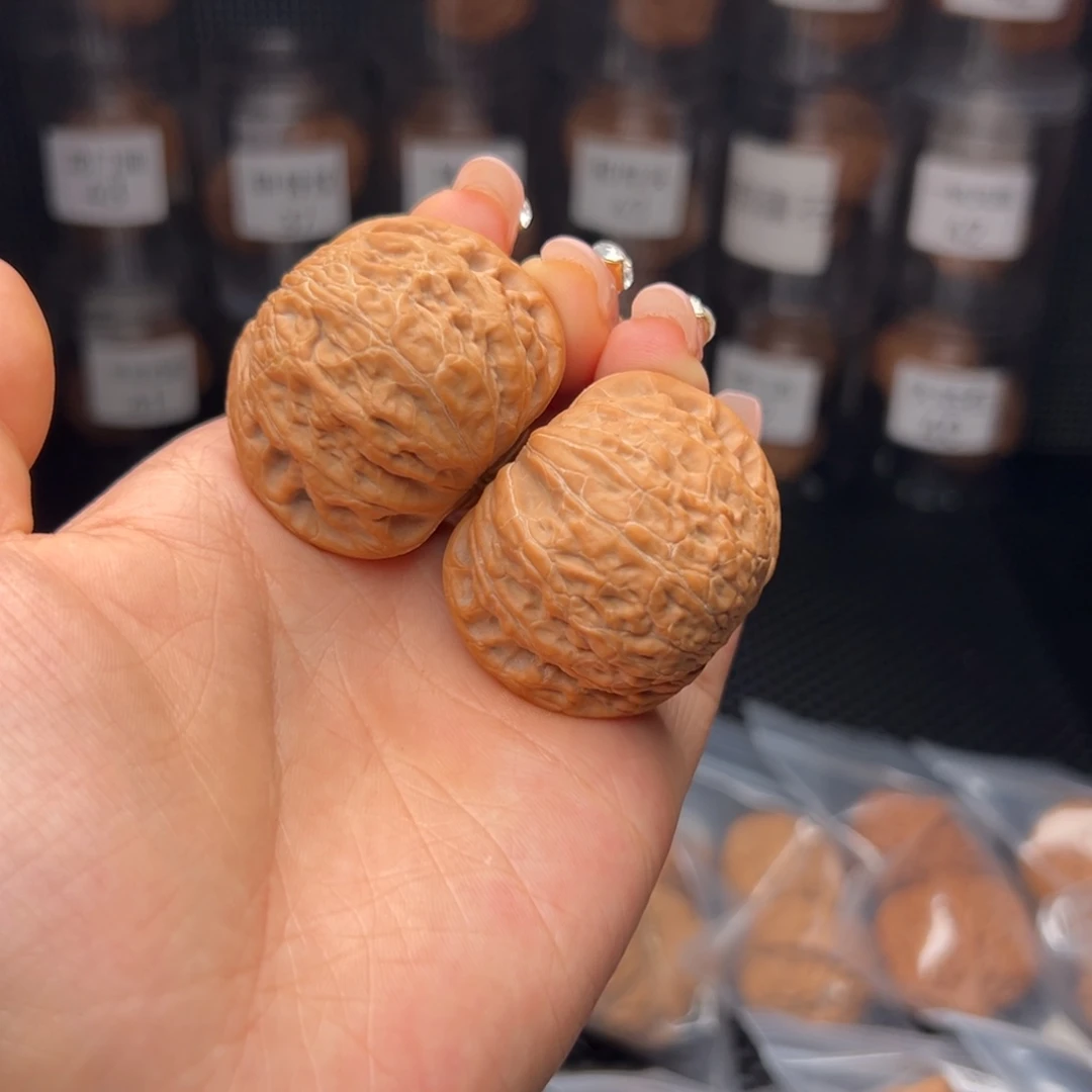 文玩核桃吊坠输*丶铁锤