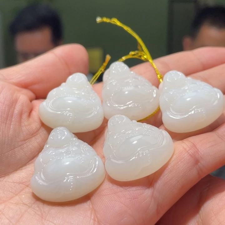 和田玉未镶嵌颈饰多样性发货，发其一