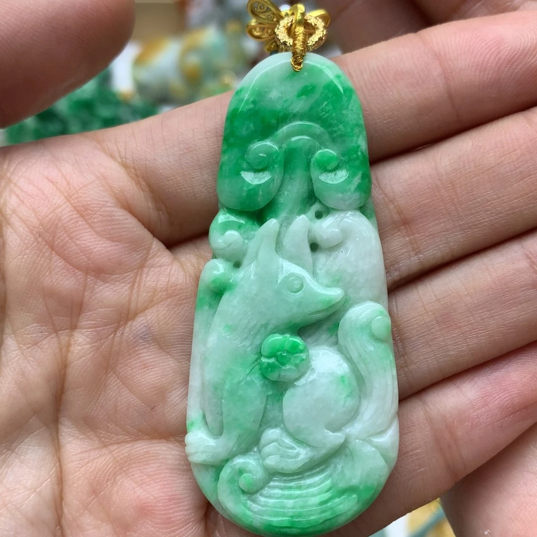 翡翠颈饰未镶嵌翡翠