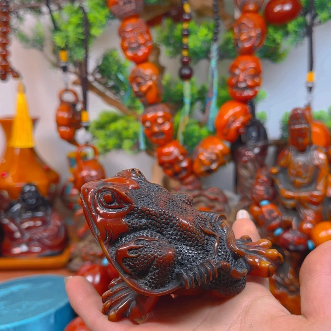 琥珀裸石未镶嵌手把