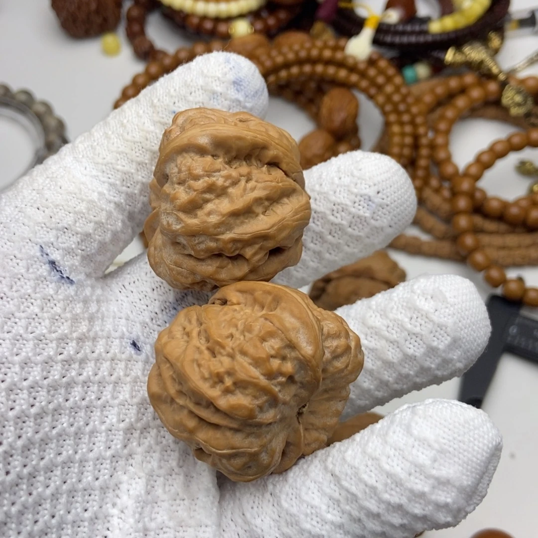 l***e文玩核桃吊坠蛤蟆核桃40mm左右尺寸