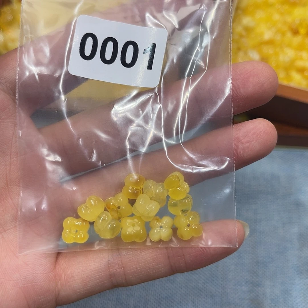 琥珀珠宝奇石未镶嵌十*十