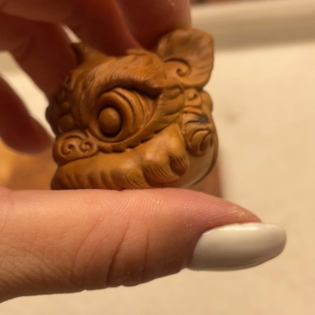 ****️檀香木其他瑕疵狮子头