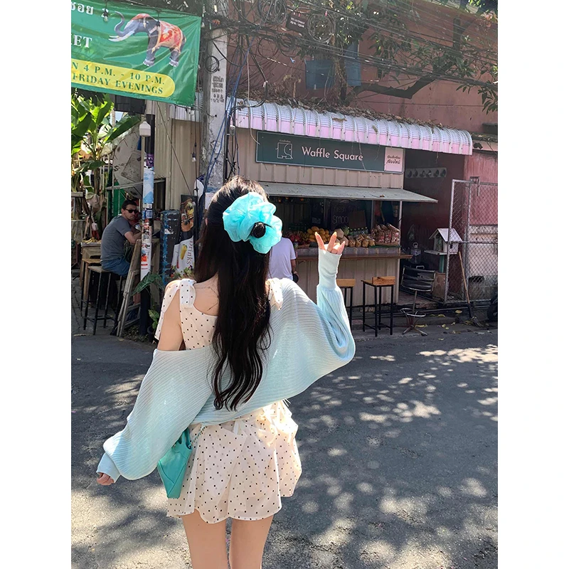 白水女【现现】短款系带针织开衫女春穿搭温柔慵懒风上衣 B50349468