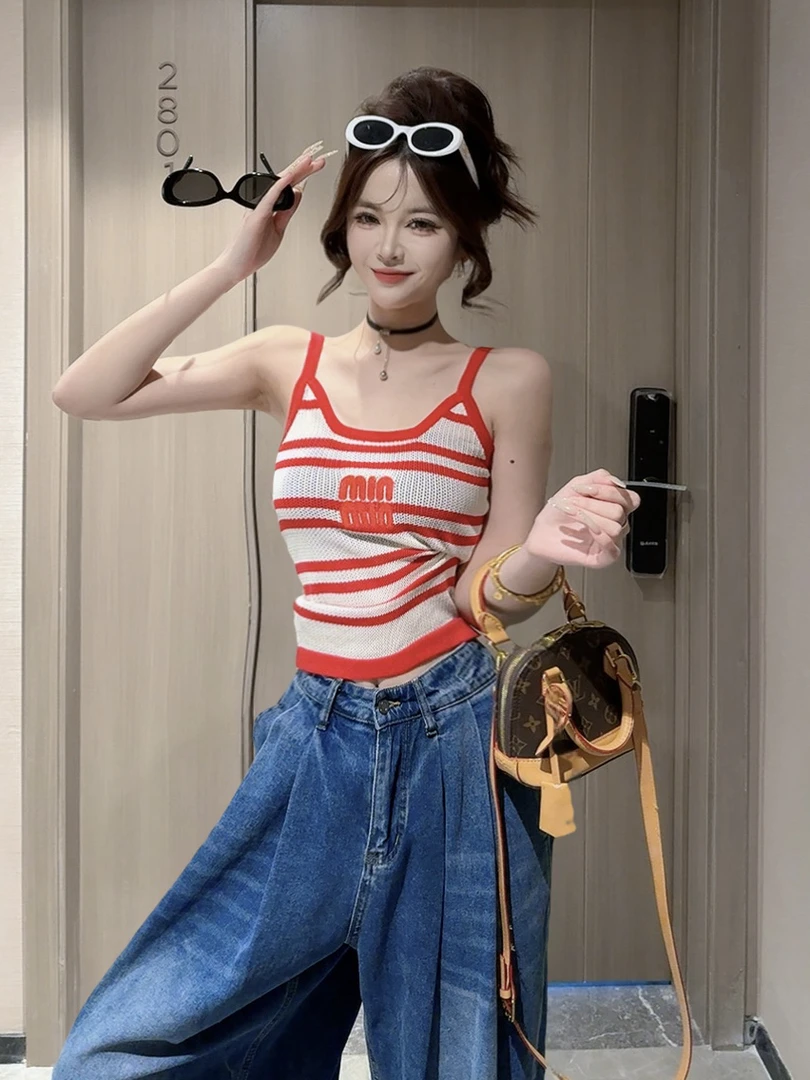 【CCDZ】夏季新品时尚百搭设计感短款拼色条纹针织背心女