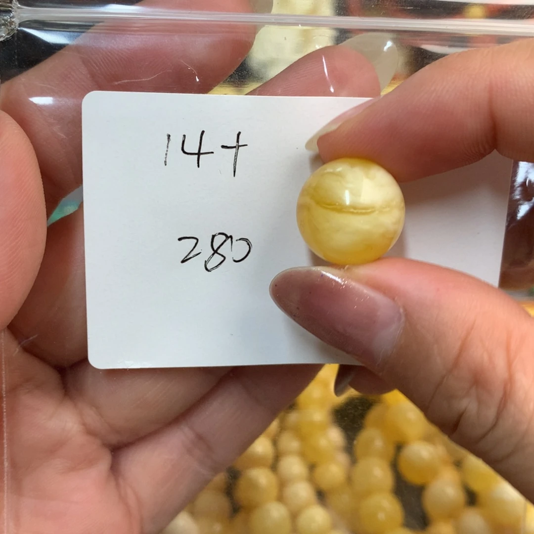 琥珀未镶嵌裸石蜜蜡