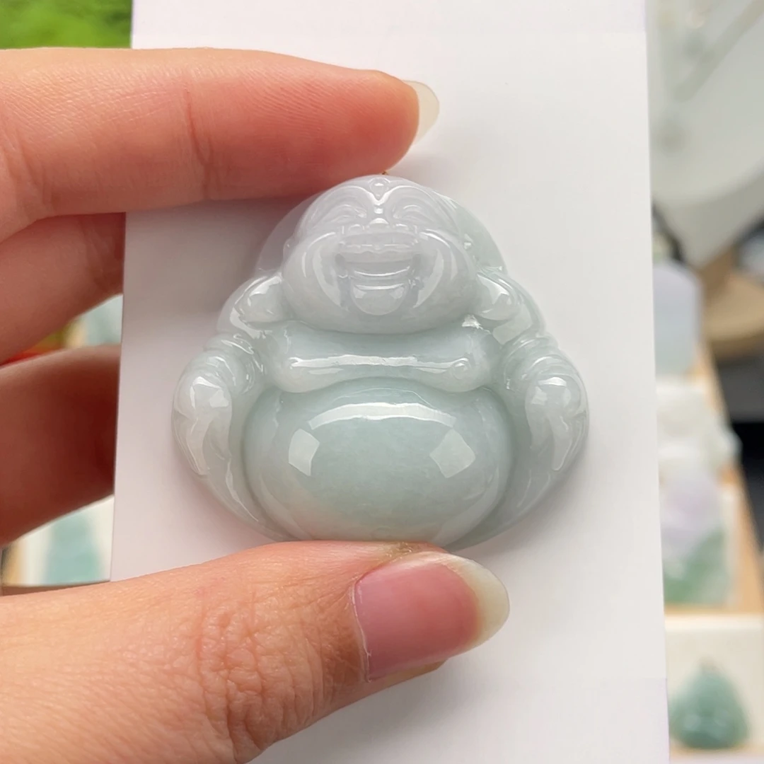 翡翠未镶嵌颈饰佛公
