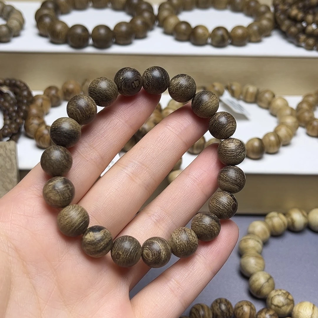 非洲檀香无事牌文莱九九沉1.0。