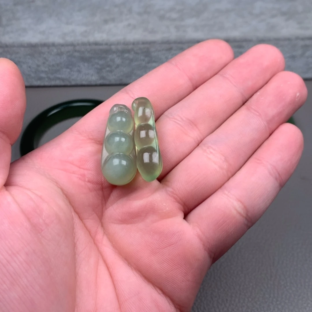 【闪购商品】未镶嵌蛇纹石玉岫玉