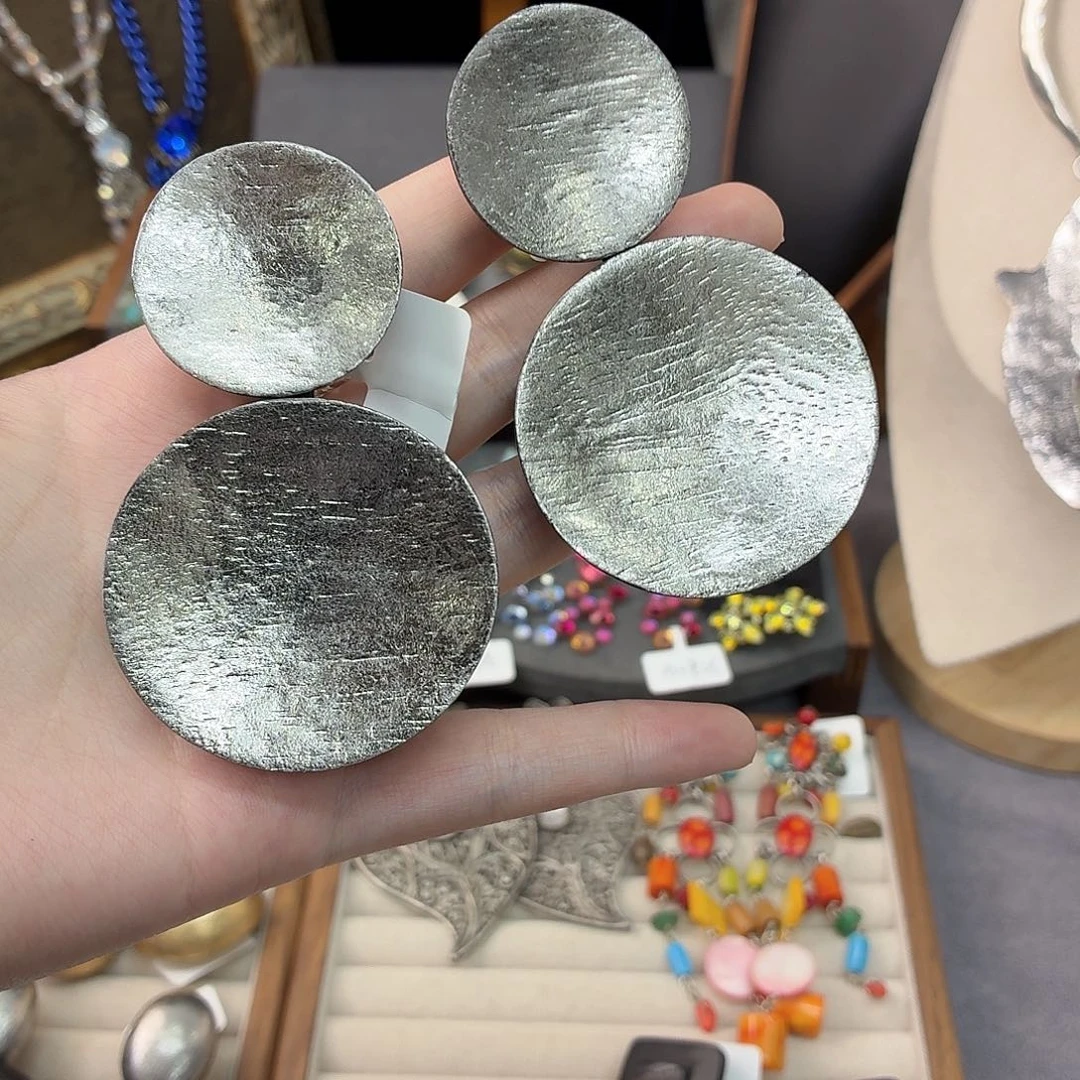 莹***纯铜琉璃合金耳夹 不退换