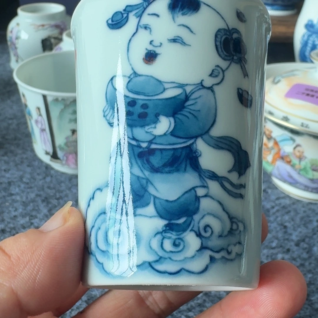 景德镇现代陶瓷杯