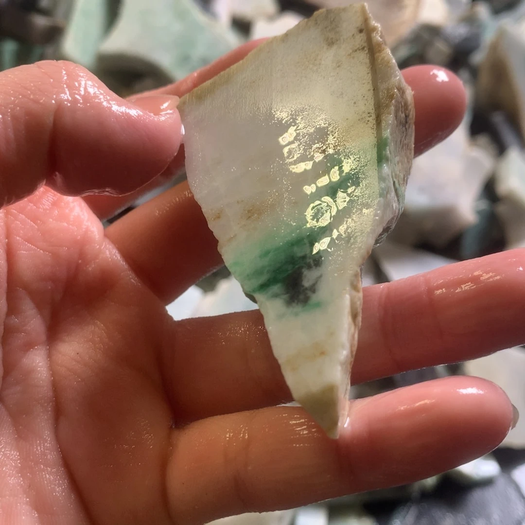 翡翠颈饰未镶嵌缅甸翡翠